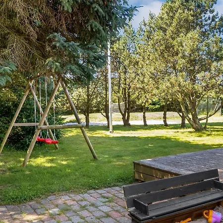 Nice Home In Blavand With Sauna *