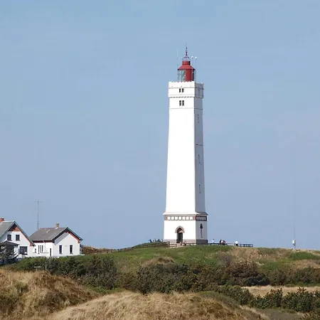 Three-bedroom In Hébergement de vacances *